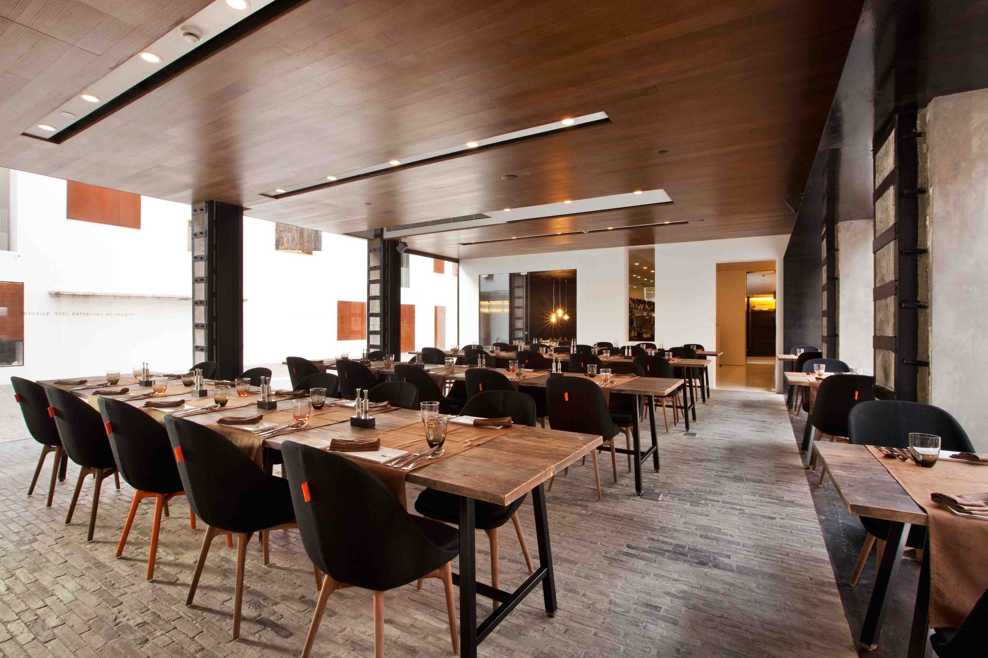 waterhouse_restaurant